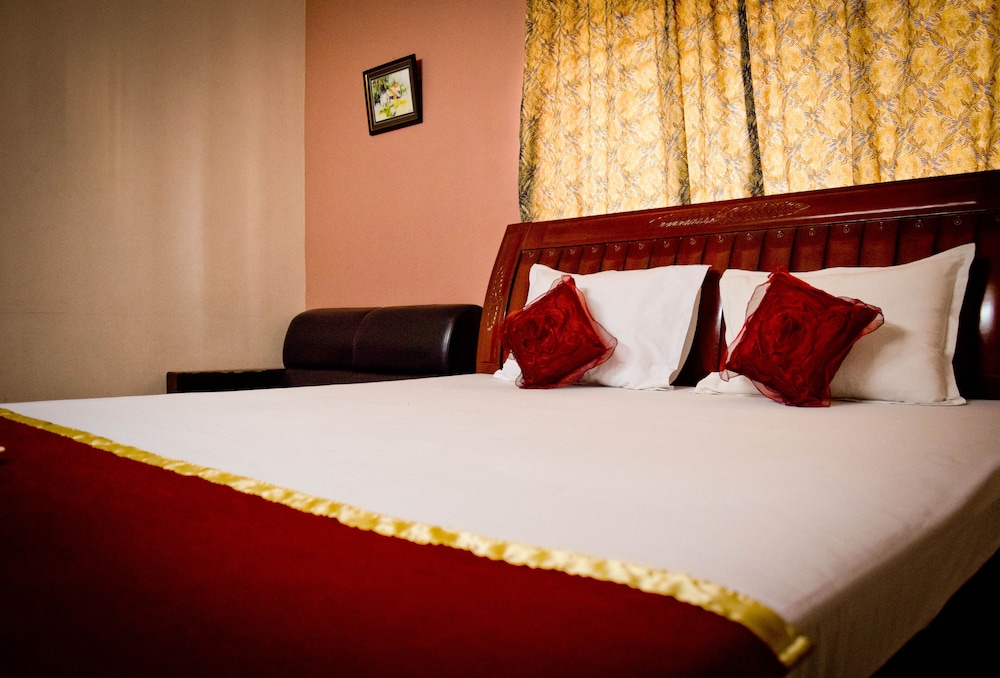 Avisha Hotel 20/50