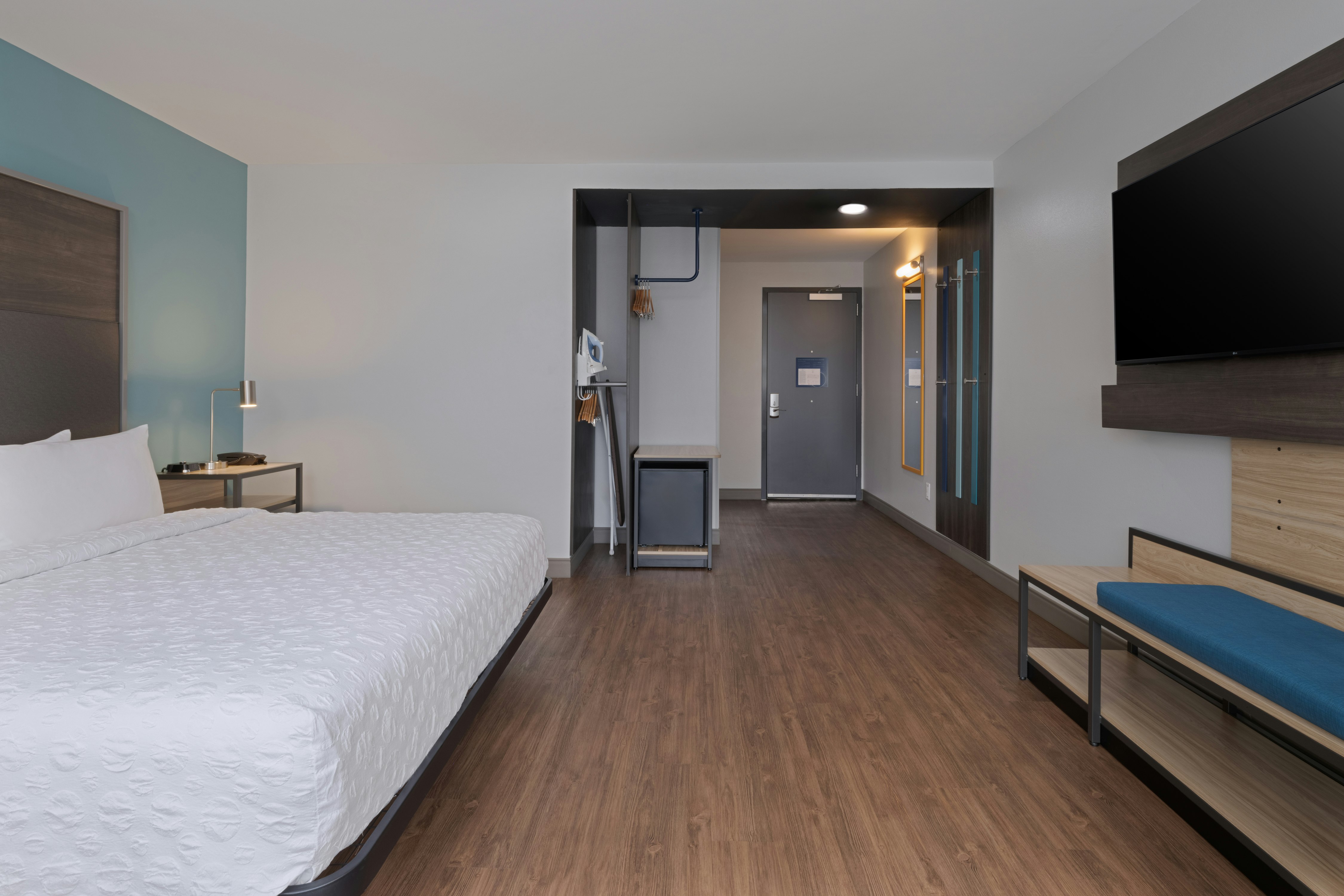Room, King Bed