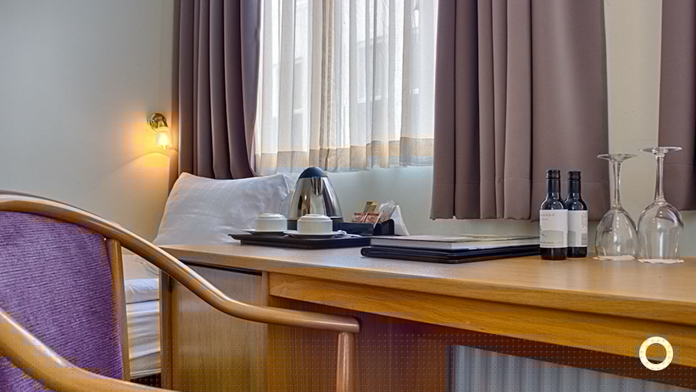 CENTERHOTEL SKJALDBREID 43/45