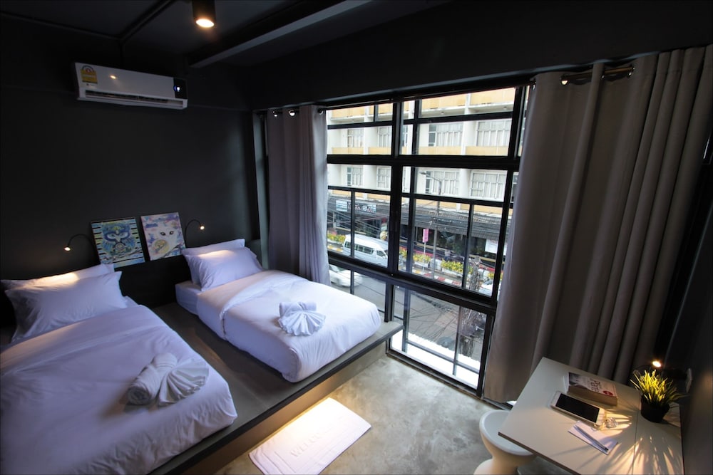 Fulfill Phuket Hostel 7/42