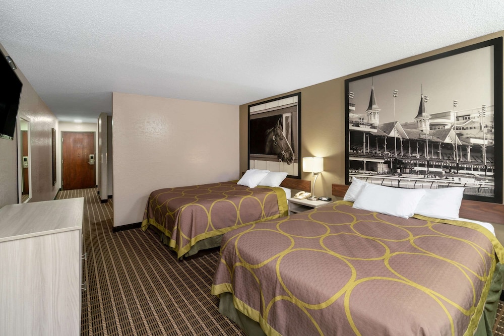 Suite, 2 Queen Beds