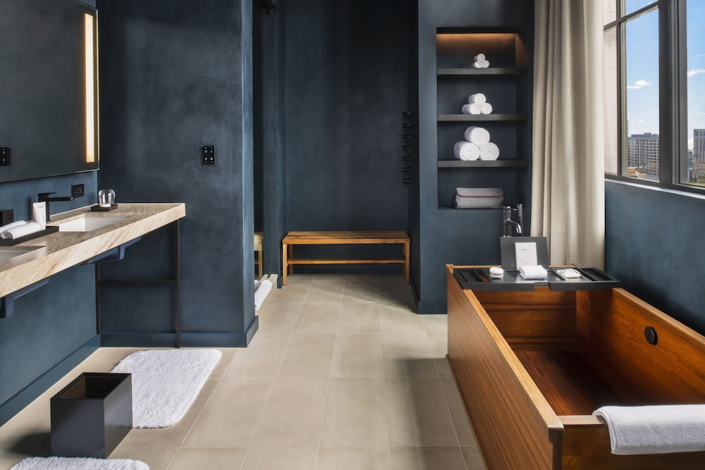 Nobu Hotel Chicago 45/46