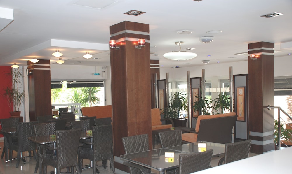 Marion Hotel 19/30
