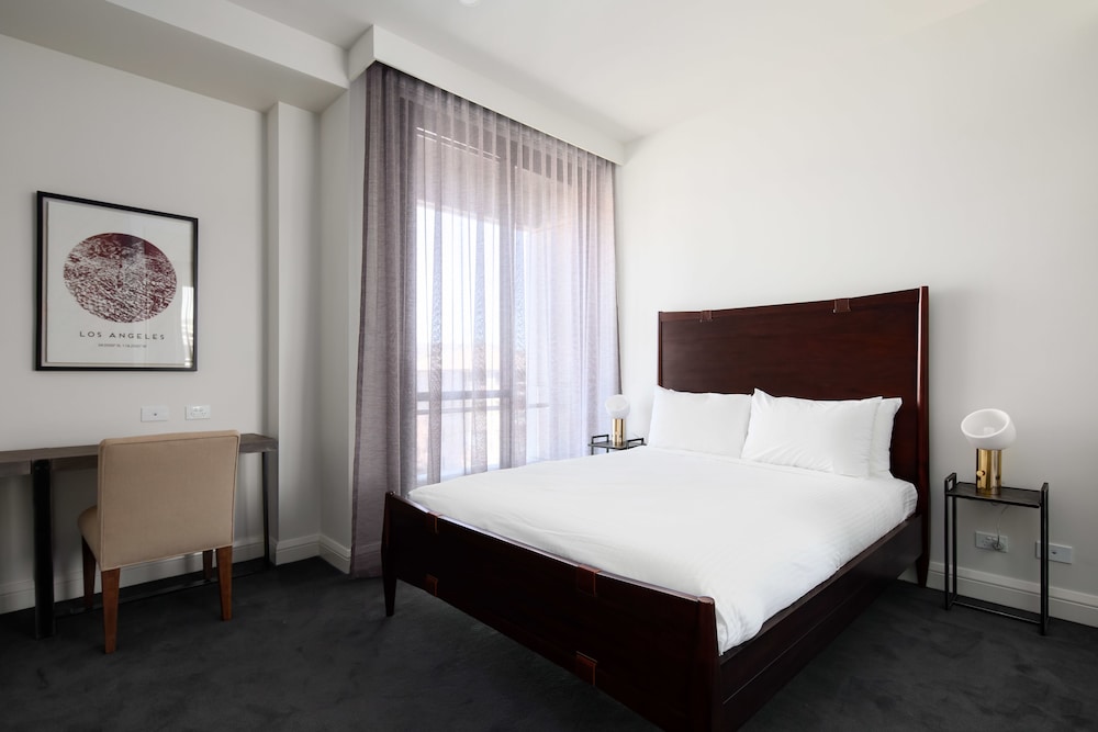 Knightsbridge Canberra 5/61