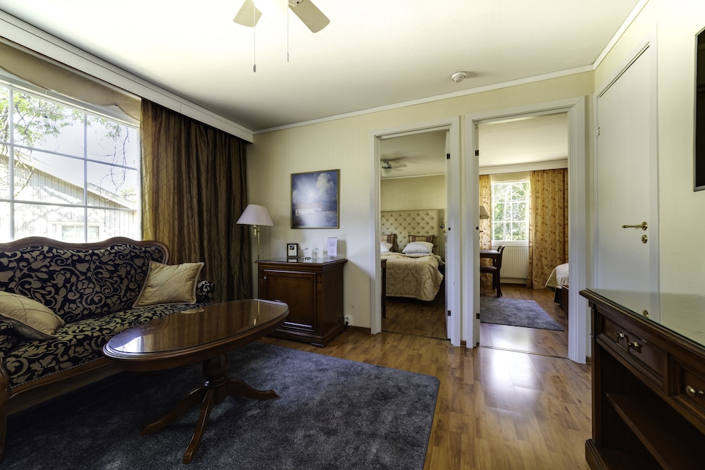 Sundbyholms Slott 30/50