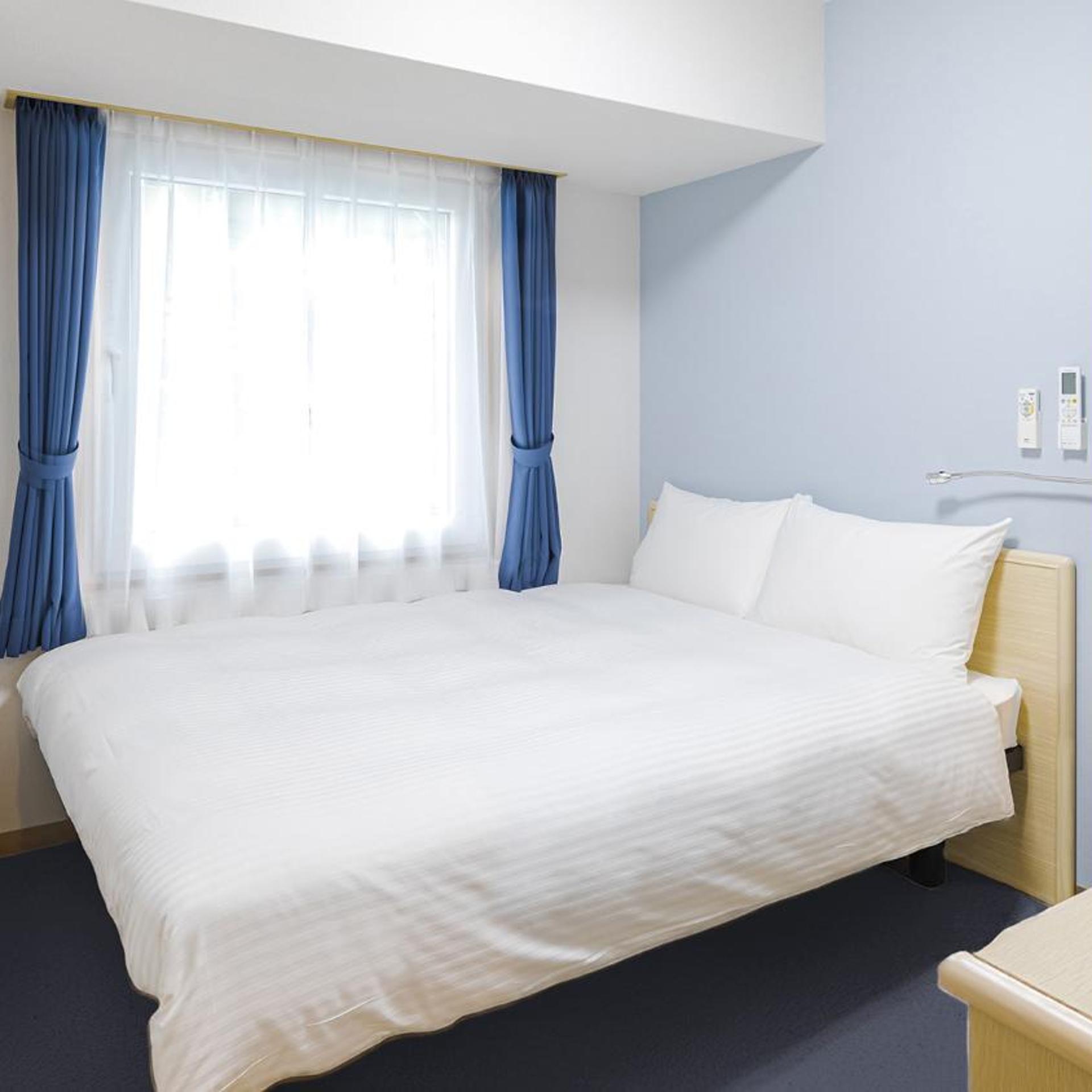 Room, Double Bed