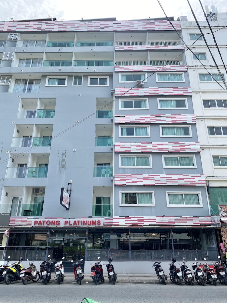 Patong Holiday 4/72
