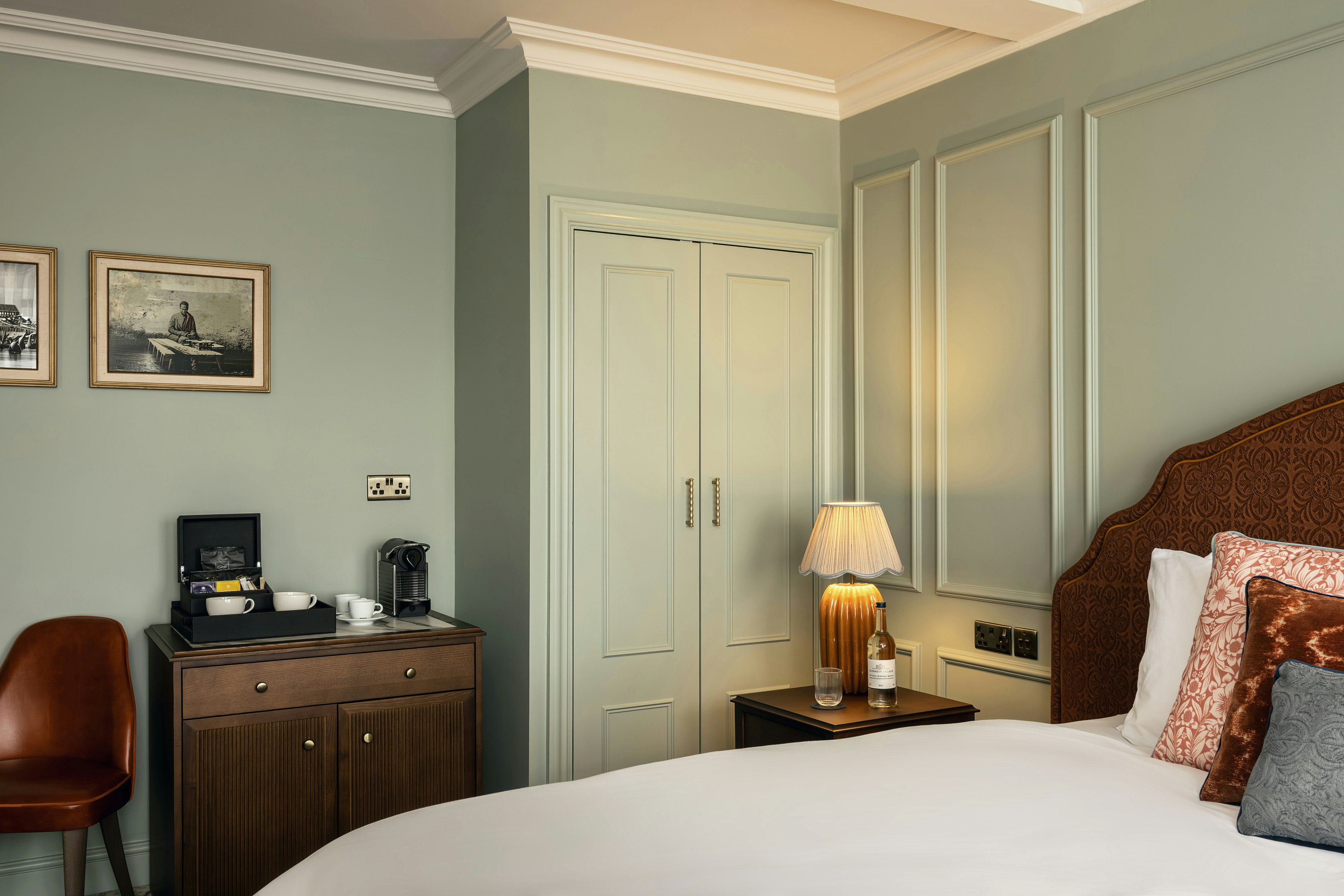 The Castle Hotel Windsor 20/50
