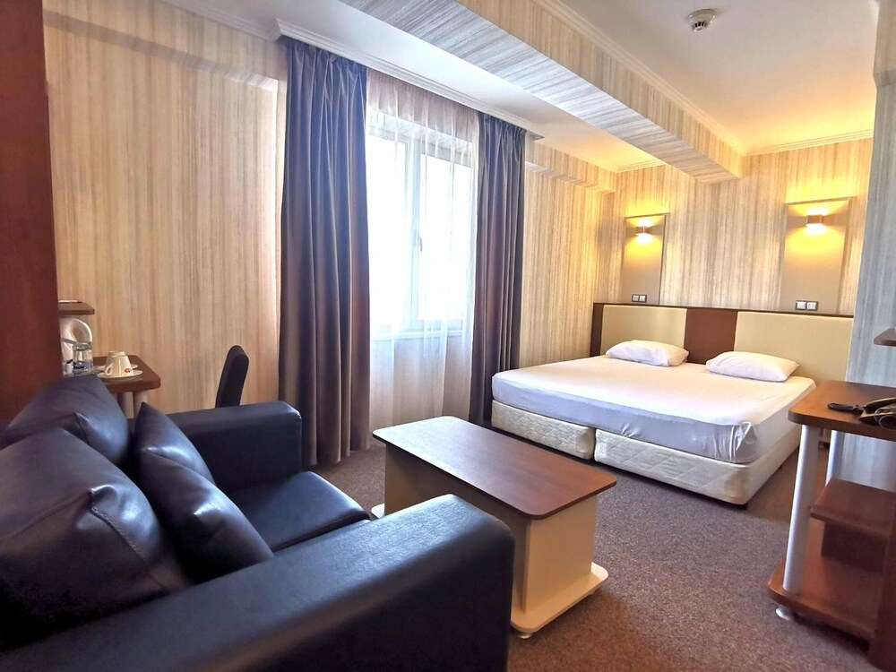 Business Hotel Elate Plaza 18/68