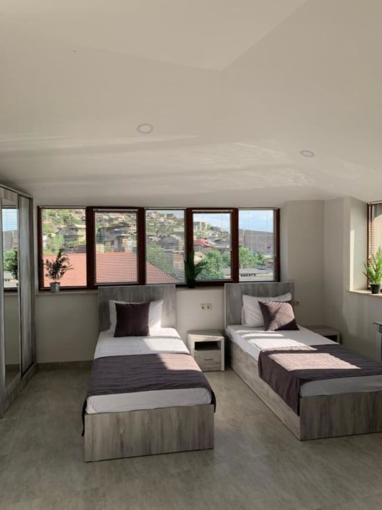 Menua Hotel 27/49