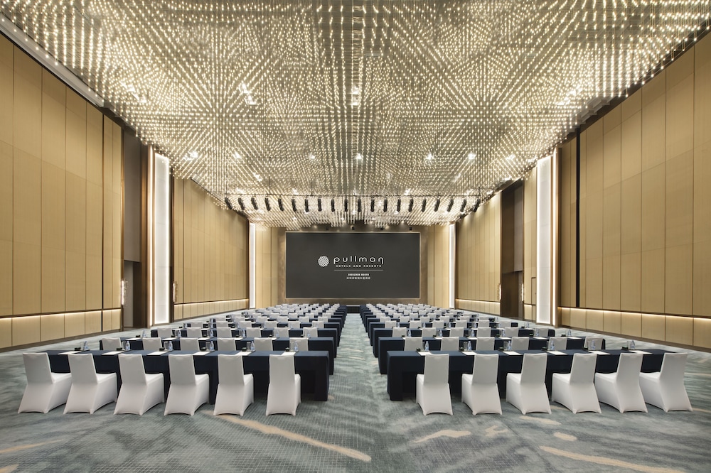 Pullman Shenzhen North 57/63