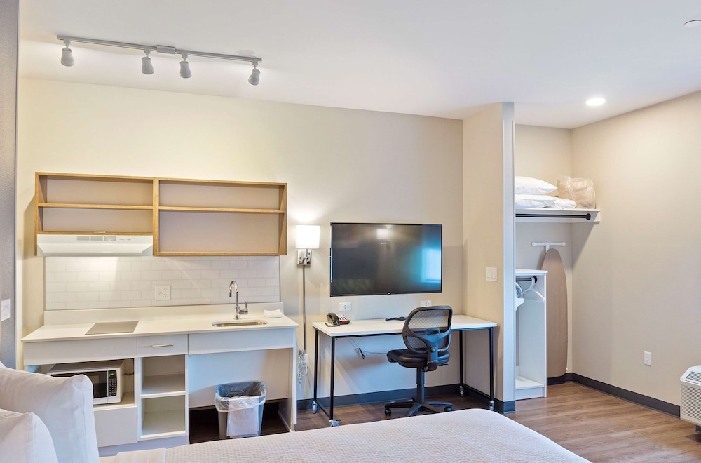 Extended Stay America Premier Suites Phoenix Chandler Downtown 39/63
