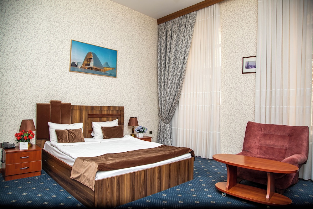 Du Port Hotel 17/81