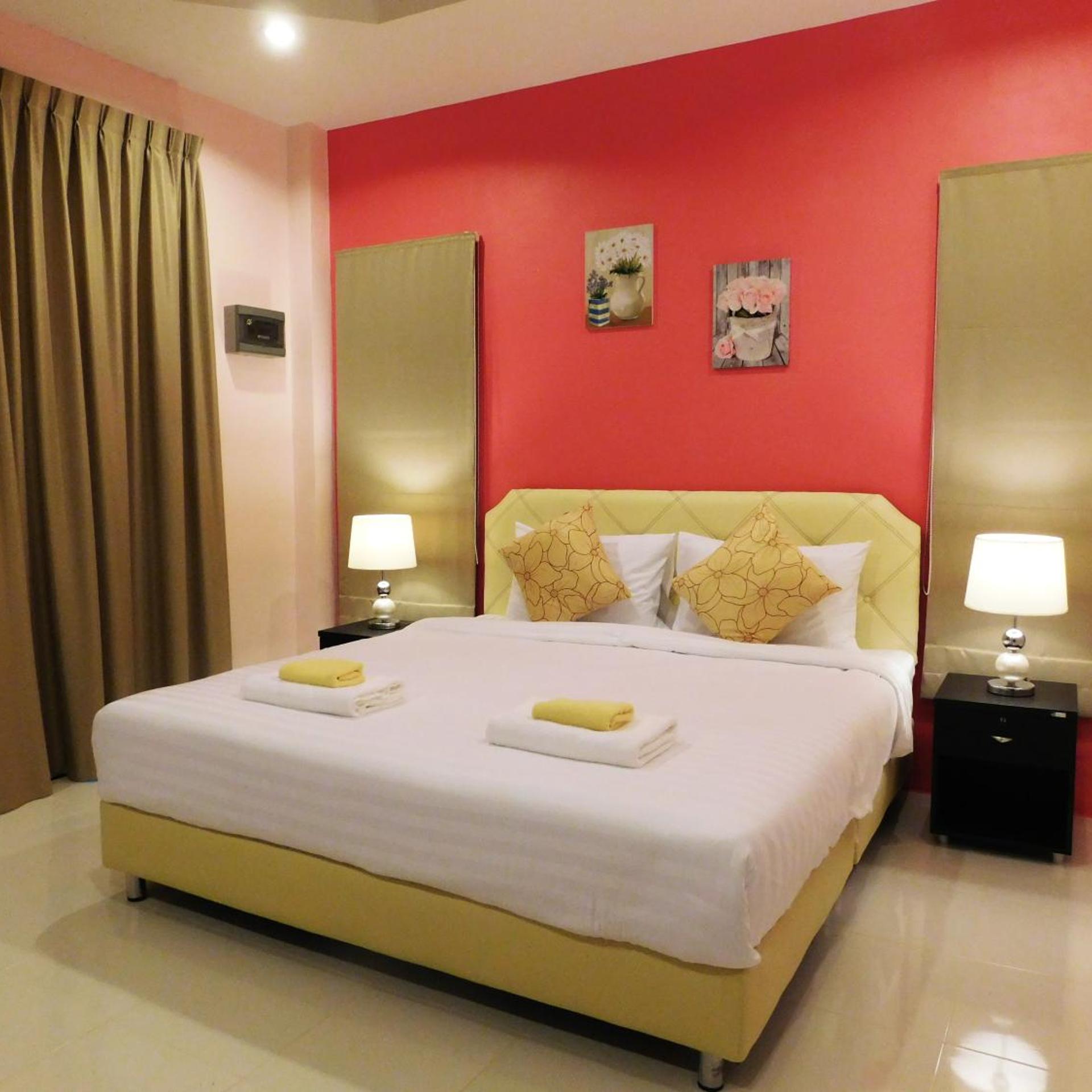 Phuket Sirinapha Resort 14/50