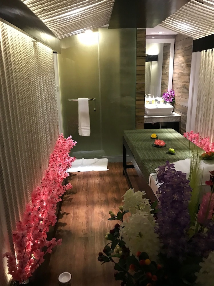 GRACE 21 SMART HOTEL 24/48