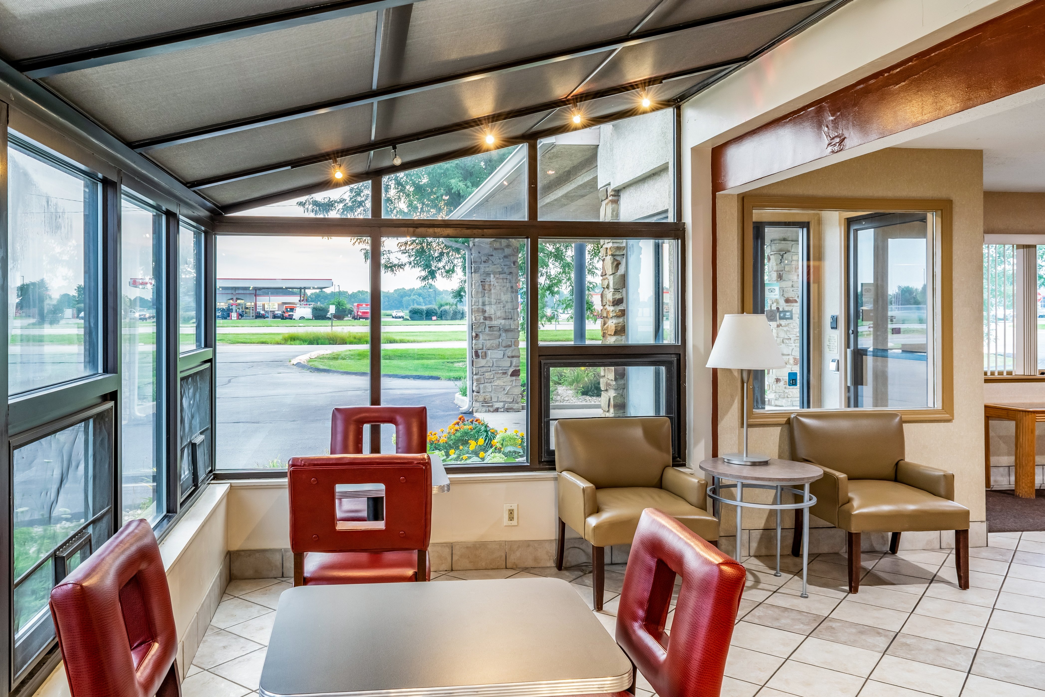 Red Roof Inn Columbus - Taylorsville 23/25