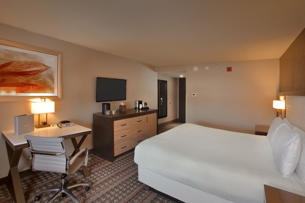 Blue Chip Casino Hotel And Spa 24/47