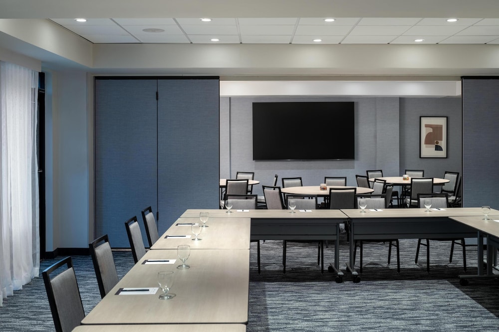 Hyatt Place Fort Lauderdale Cruise Port 33/47