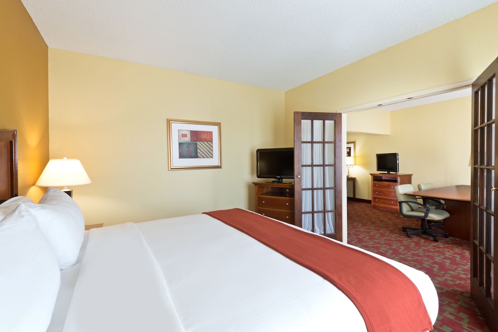 Holiday Inn Express Hotel And Suites Little Rock West 9/49