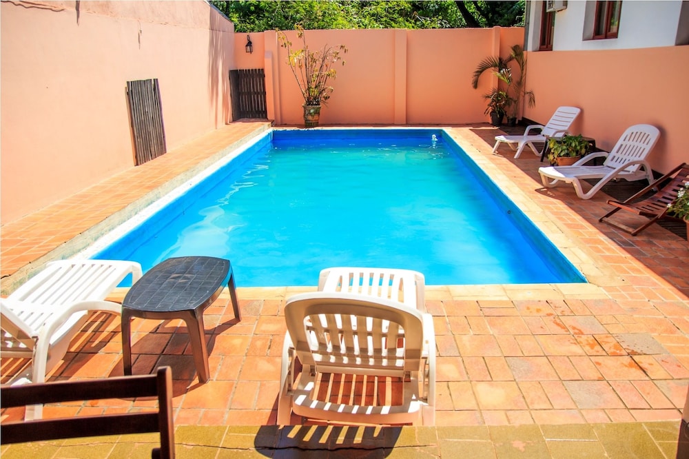 Tierra Colorada Hotel 7/74
