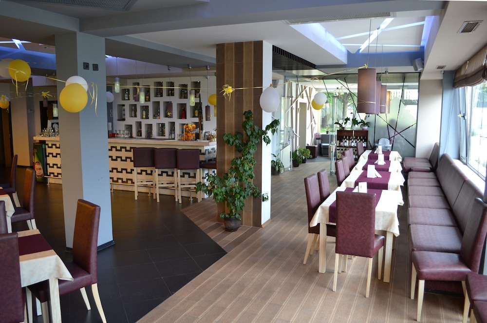 Business Hotel Elate Plaza 49/68