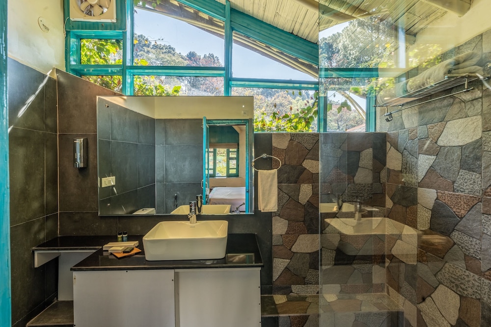 Tree Of Life Birdsong Chalets, Dharamshala 9/50