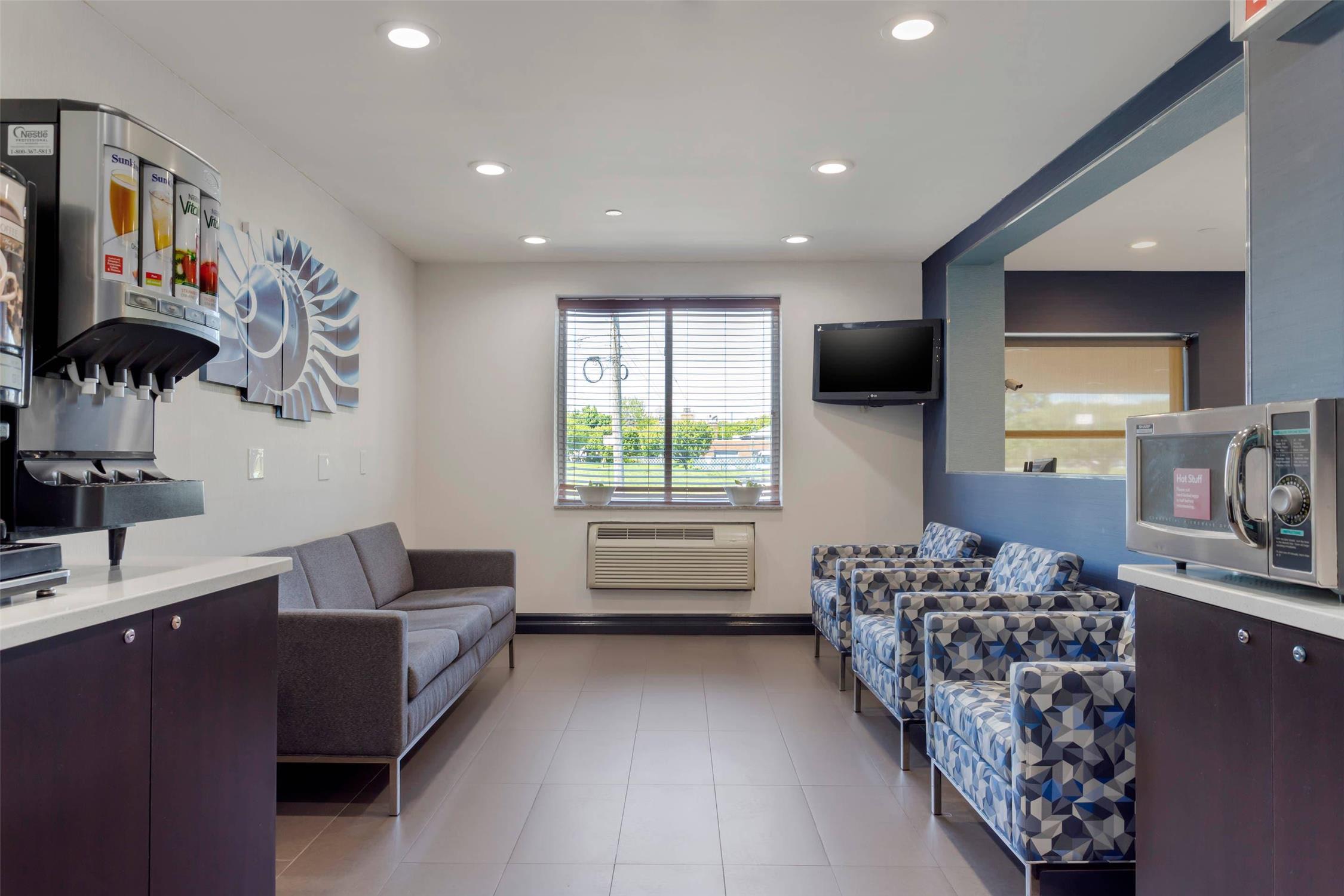 Avion Inn Near LGA Airport, an Ascend Collection Hotel 16/23