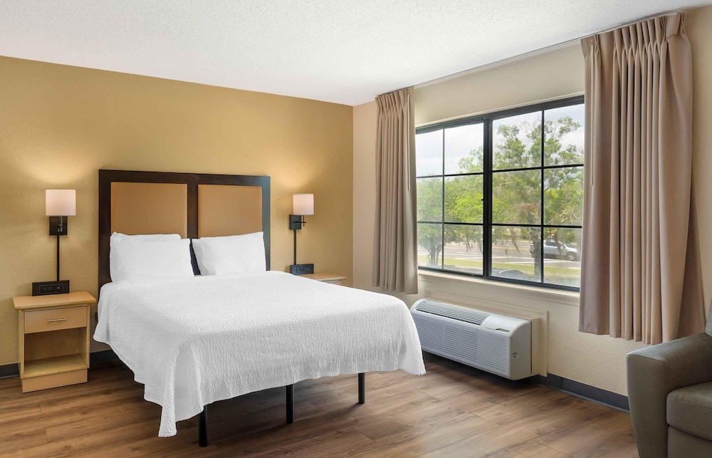 Extended Stay America Melbourne Airport 15/50