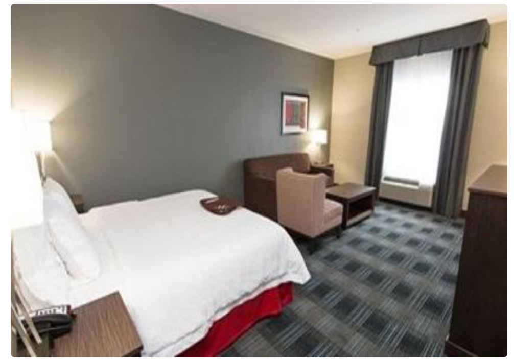 STUDIO, KING BED, SOFA, ACCESSIBLE