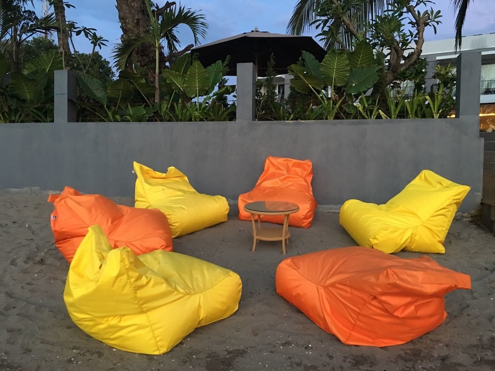 Double G Resort Anyer 9/30
