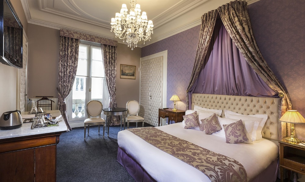 Hotel Claridge 7/50