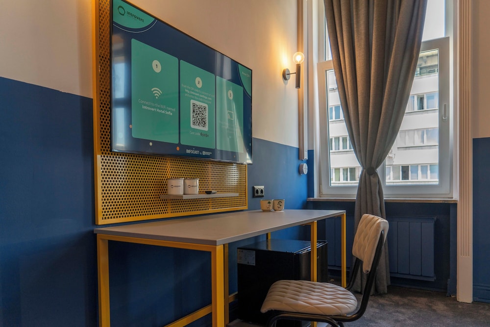 Maria Luisa Hotel 49/56