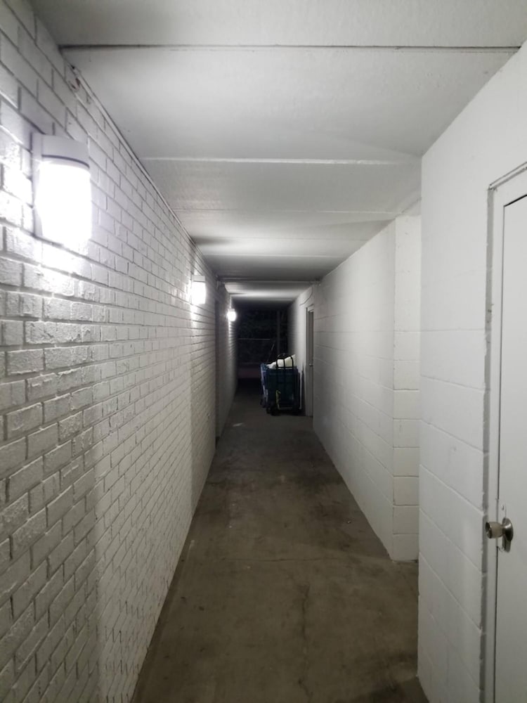 Motel6 Morgantown, WV 43/61