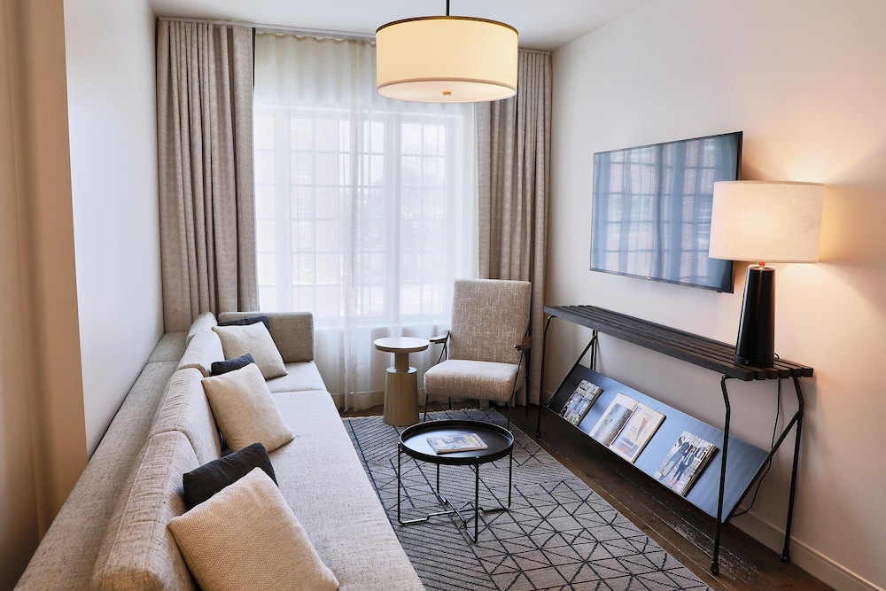 The Alida, Savannah, a Tribute Portfolio Hotel 50/84