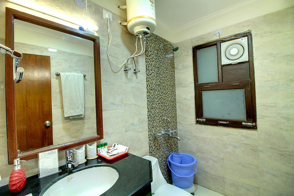Hotel Staayz Premium 30/30