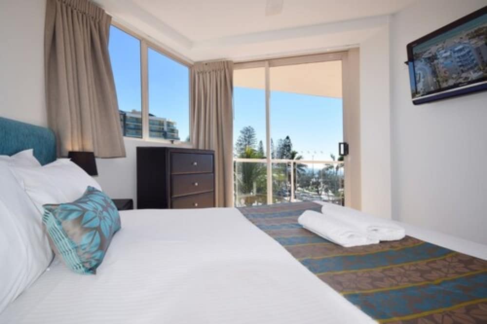 Sandcastles Mooloolaba 11/70