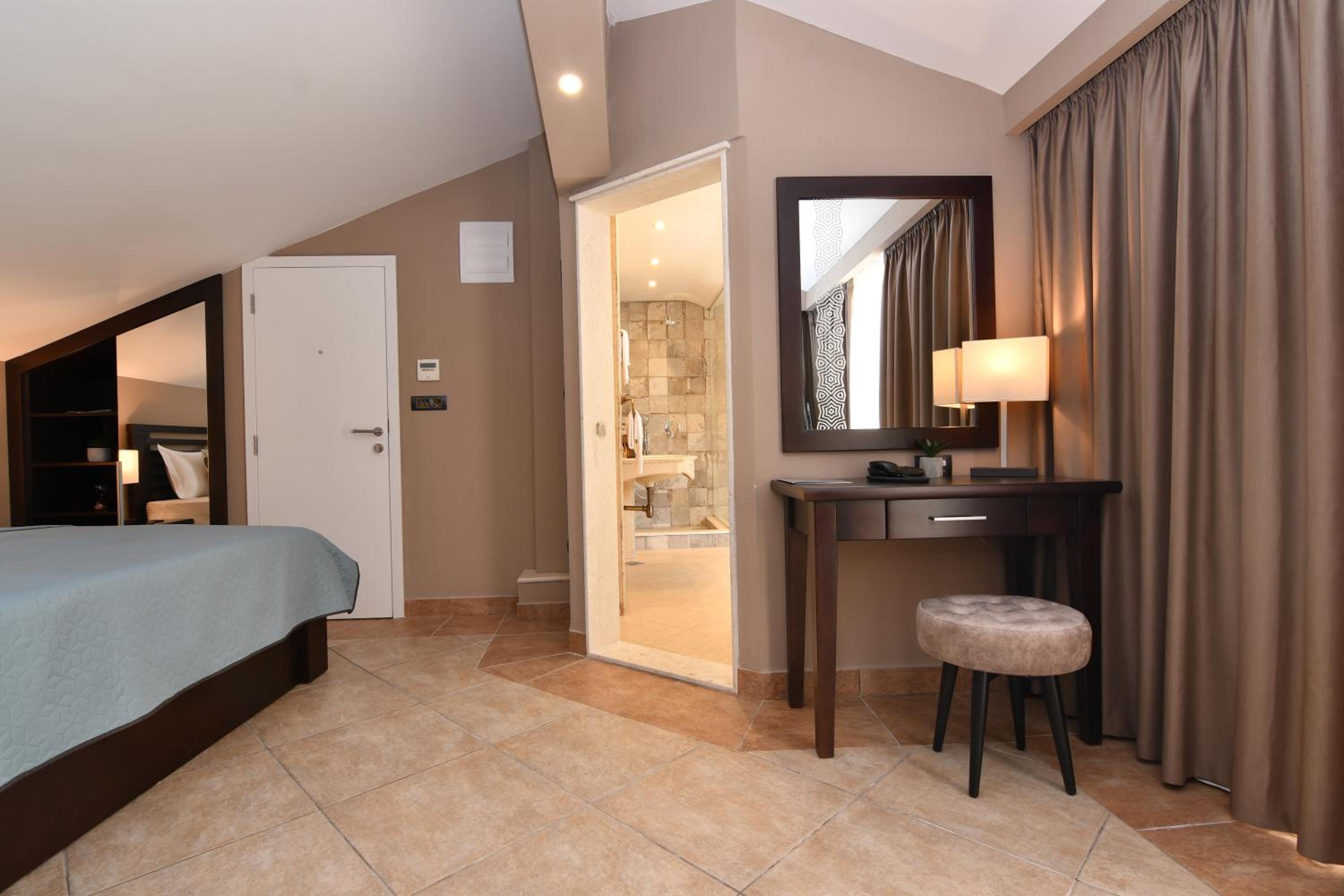 Superior, Double Bed, Sea View, Perla 9/10
