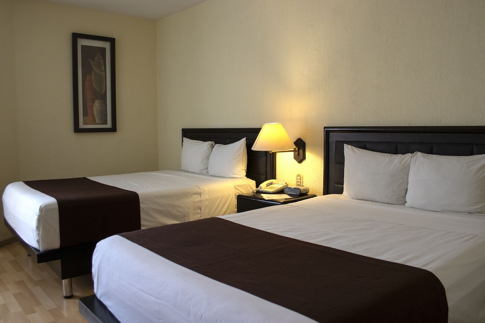 Santa Irene Hotel Guadalajara 5/26