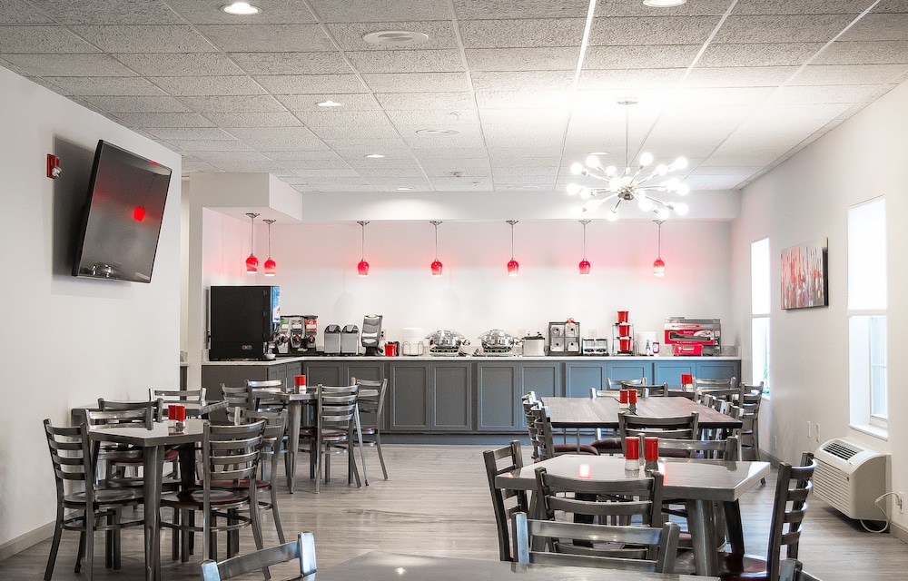 Ramada By Wyndham Sellersburg/Louisville North 54/69