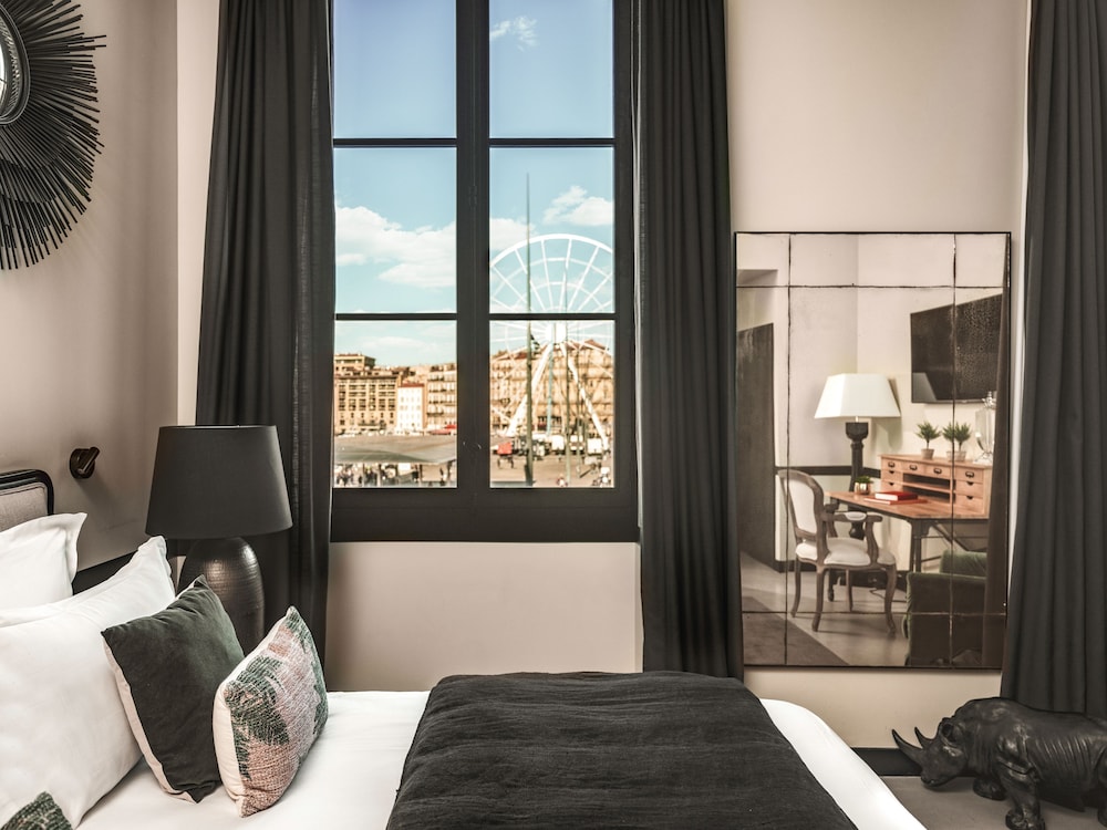 Deluxe, Queen Bed, Harbour View, Maisons du Monde Hotel & Suites - Marseille Vieux Port 4/9