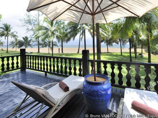 Club Med Cherating Beach 5/22