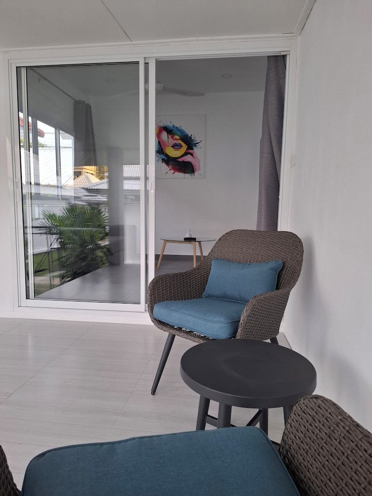 Thiptara Resort 24/50