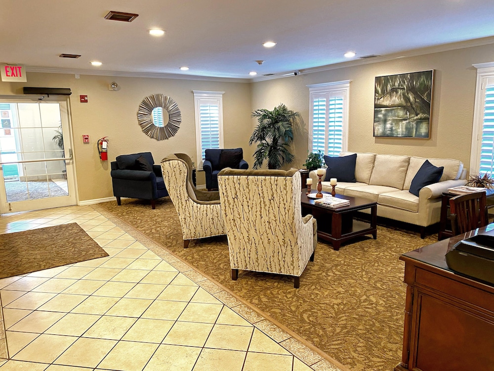 Roadstar Hotel Zephyrhills 32/45