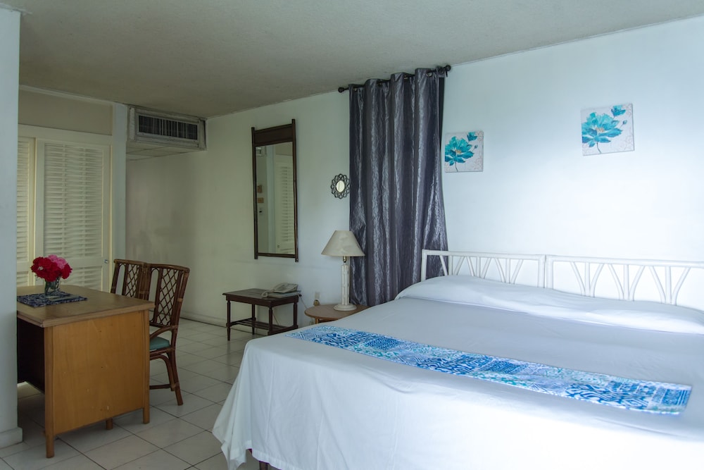 Montego Bay Club Beach Resort 19/50