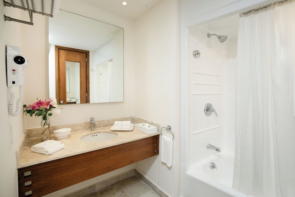 Ocean Breeze Hotel Acapulco 40/40