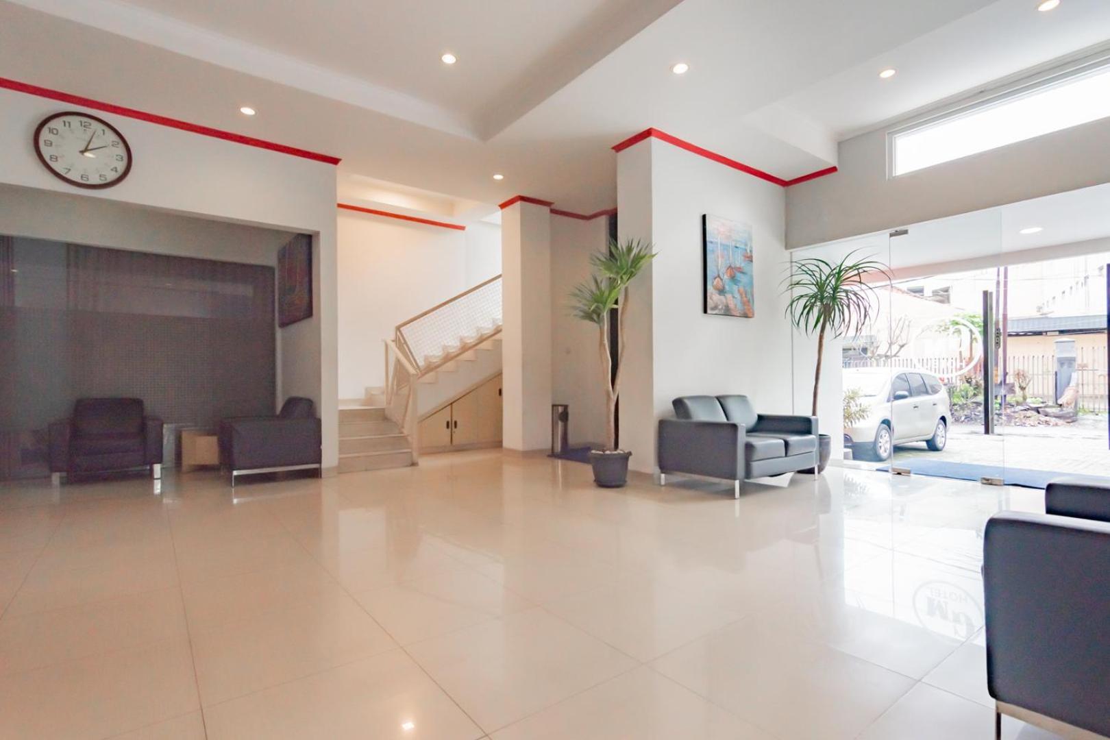 Urbanview Hotel Grand Malabar Bandung 26/32