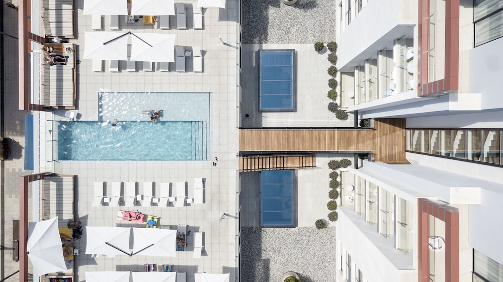 Kyrat Amarac Suites 36/41