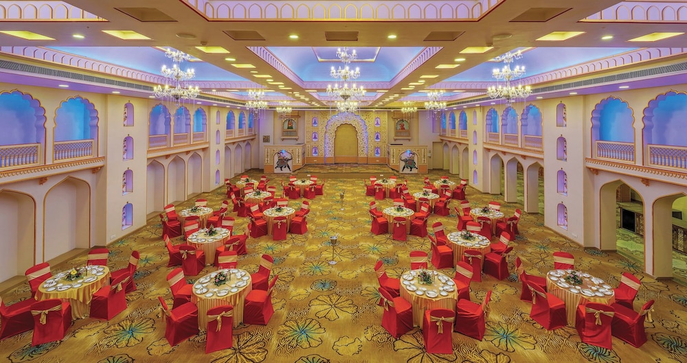 R Chandras Palace 35/42