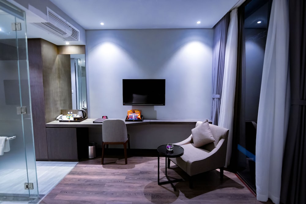 Grand Ocean Luxury Boutique 60/74