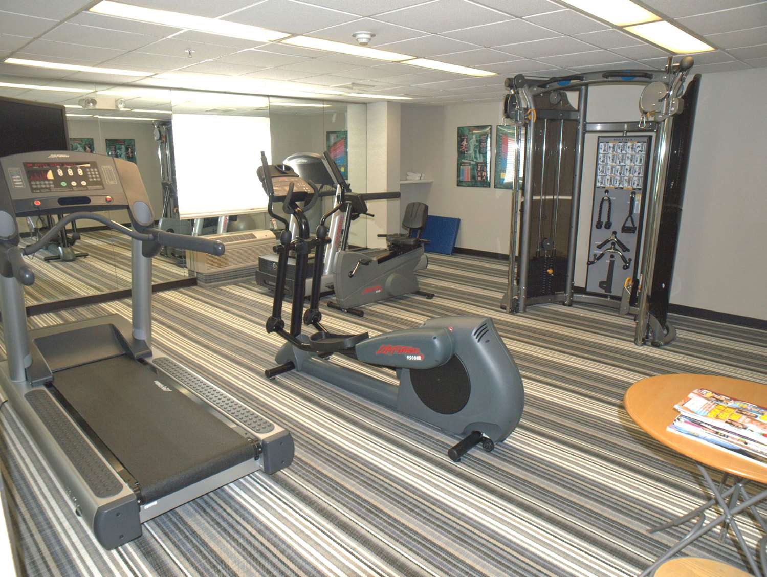 Sonesta Simply Suites Chicago O'Hare Airport 4/9